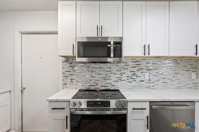 907 Willowbrook Street, Copperas Cove, TX 76522