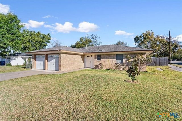 907 Willowbrook Street, Copperas Cove, TX 76522