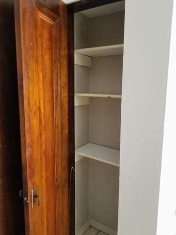 4764 N Virginia Avenue 107, Chicago, IL 60625