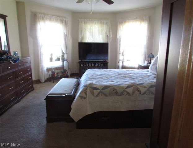 10174 Veto Road, Belpre, OH 45714