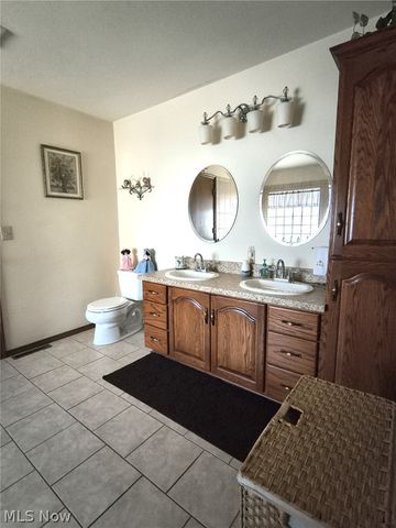 10174 Veto Road, Belpre, OH 45714