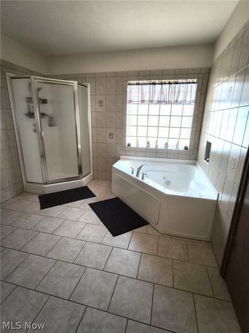 10174 Veto Road, Belpre, OH 45714