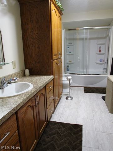 10174 Veto Road, Belpre, OH 45714