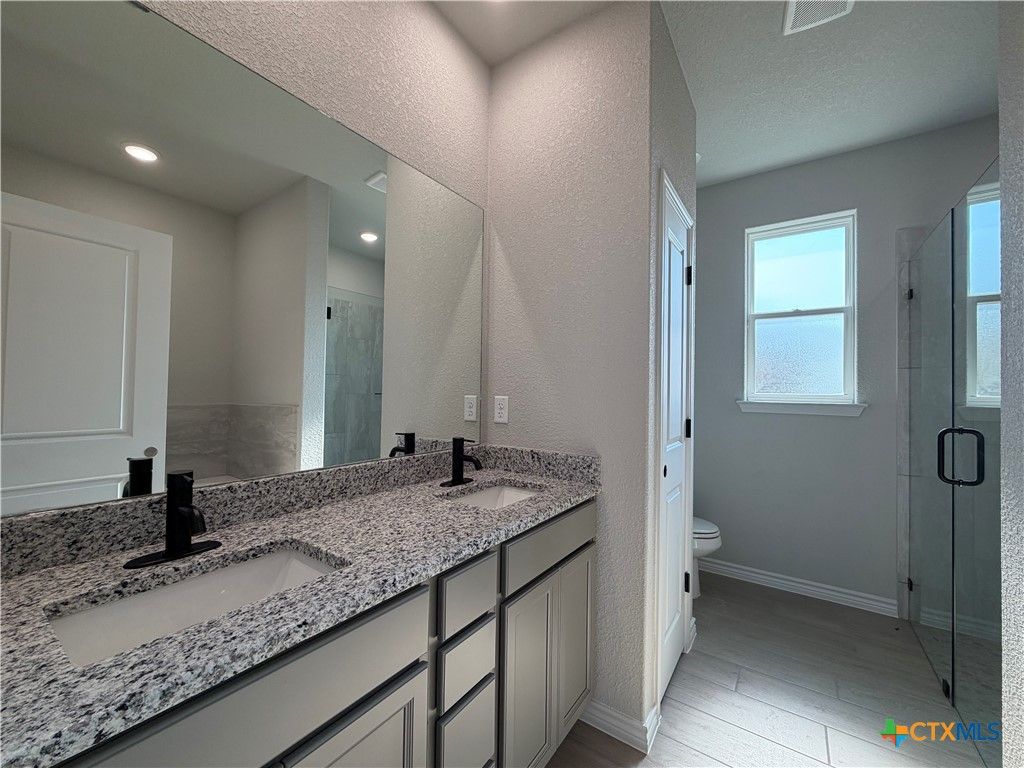 Image 11 of property listing at 3108 Seeker Street, Killeen, TX 76549