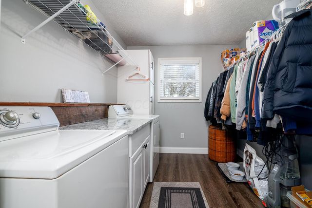 225 Edwards Road, Circleville, OH 43113