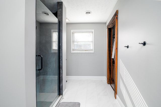 225 Edwards Road, Circleville, OH 43113