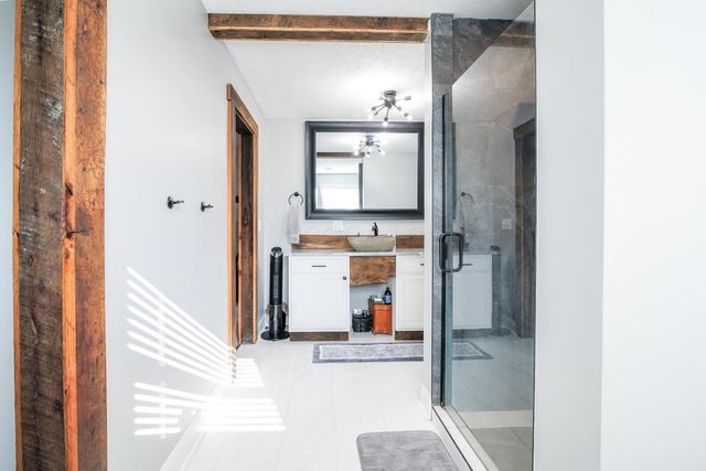 225 Edwards Road, Circleville, OH 43113