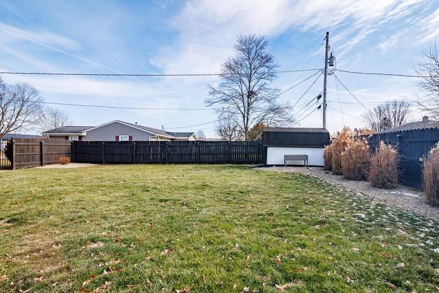 225 Edwards Road, Circleville, OH 43113