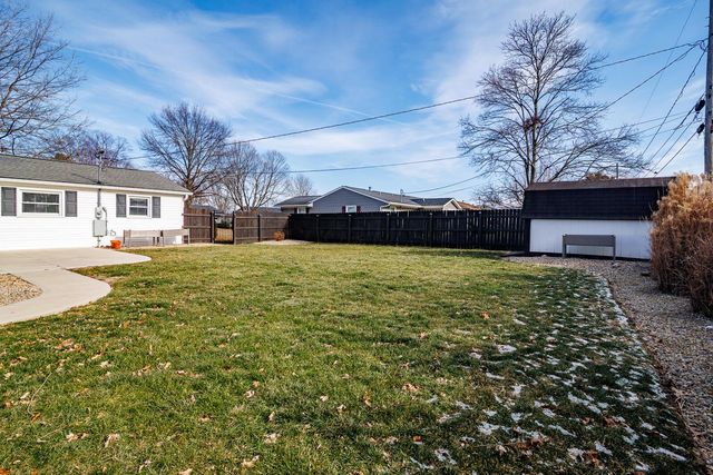 225 Edwards Road, Circleville, OH 43113