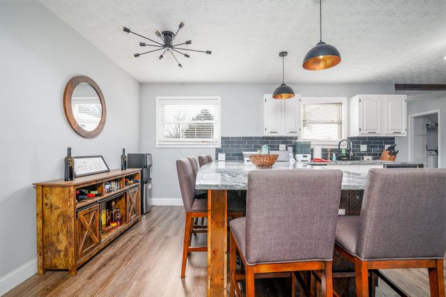 225 Edwards Road, Circleville, OH 43113