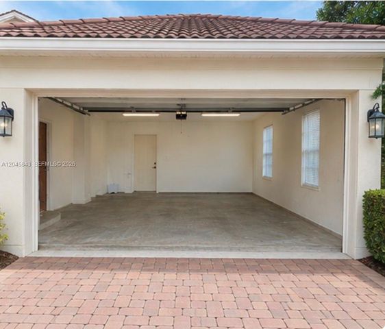 3598 Turtle Island Ct, West Palm Beach, FL 33411