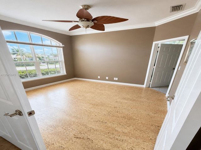 3598 Turtle Island Ct, West Palm Beach, FL 33411