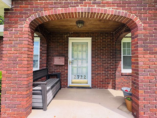 2722 17th Street, Columbus, IN 47201