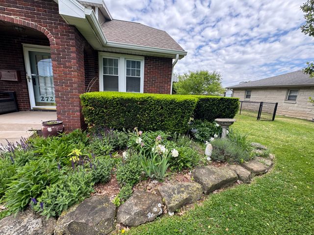 2722 17th Street, Columbus, IN 47201