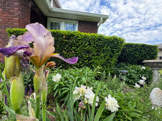 2722 17th Street, Columbus, IN 47201