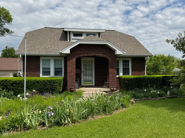 2722 17th Street, Columbus, IN 47201