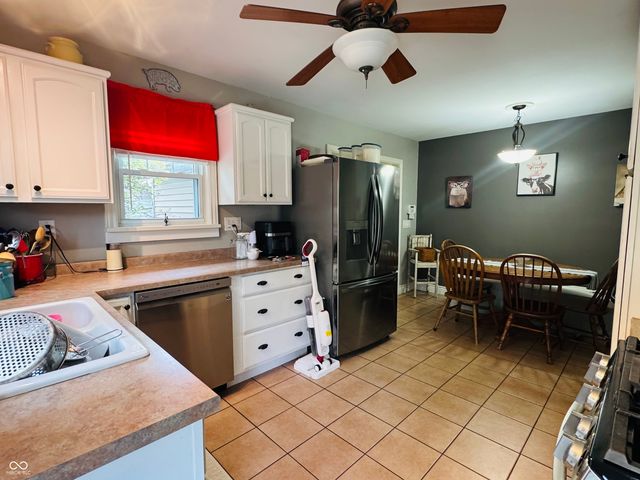 2722 17th Street, Columbus, IN 47201