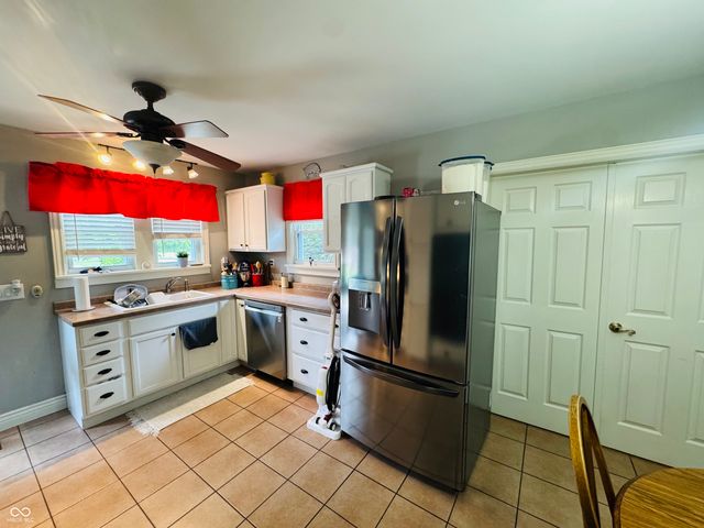 2722 17th Street, Columbus, IN 47201