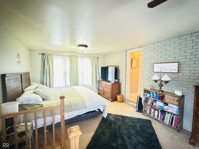 2722 17th Street, Columbus, IN 47201