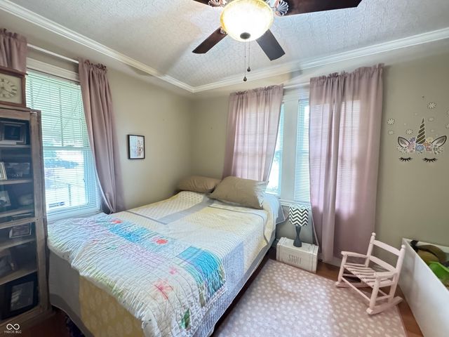 2722 17th Street, Columbus, IN 47201