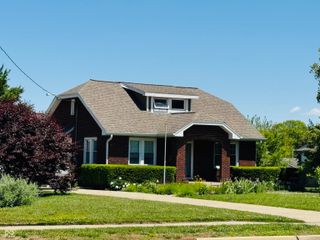 2722 17th Street, Columbus, IN 47201