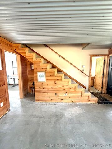 215 N Eagle Bluff, Cleveland, OK 74020