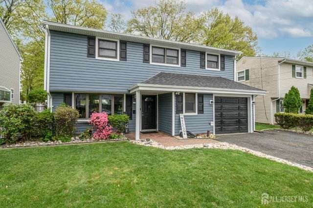 16 N Lincoln Avenue N, Colonia, NJ 07067