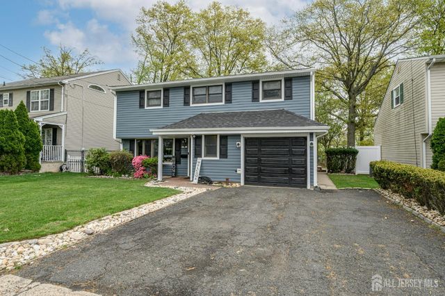 16 N Lincoln Avenue N, Colonia, NJ 07067