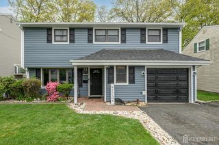 16 N Lincoln Avenue N, Colonia, NJ 07067