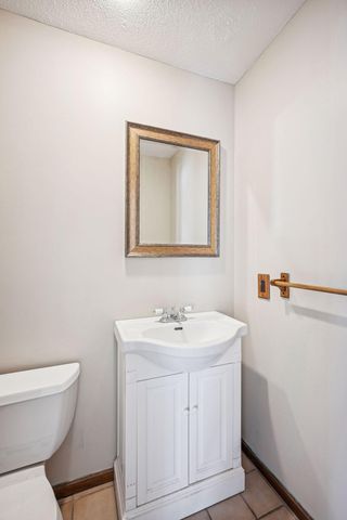 7050 Pioneer Trail, Greenfield, MN 55357