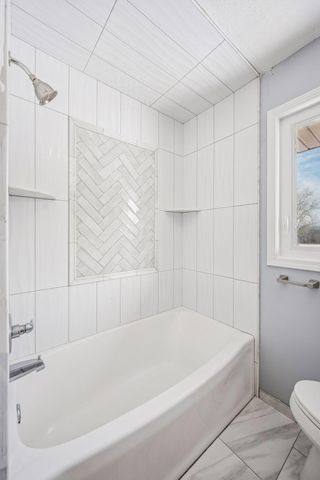 7050 Pioneer Trail, Greenfield, MN 55357