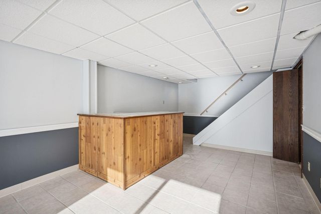 7050 Pioneer Trail, Greenfield, MN 55357