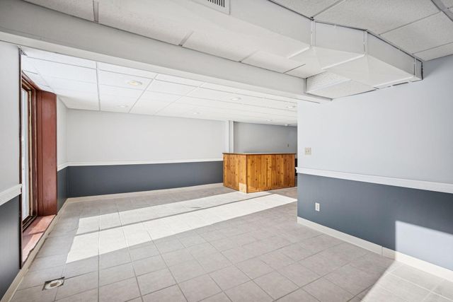 7050 Pioneer Trail, Greenfield, MN 55357