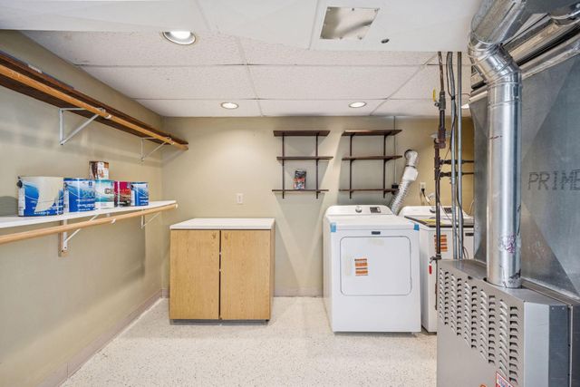 7050 Pioneer Trail, Greenfield, MN 55357