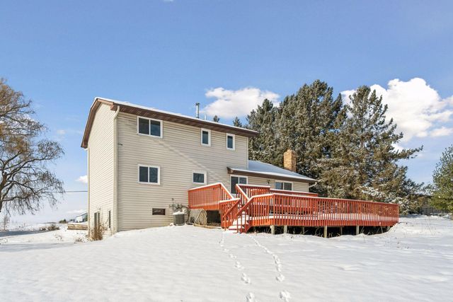 7050 Pioneer Trail, Greenfield, MN 55357