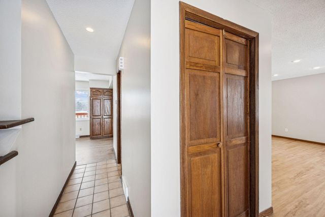 7050 Pioneer Trail, Greenfield, MN 55357