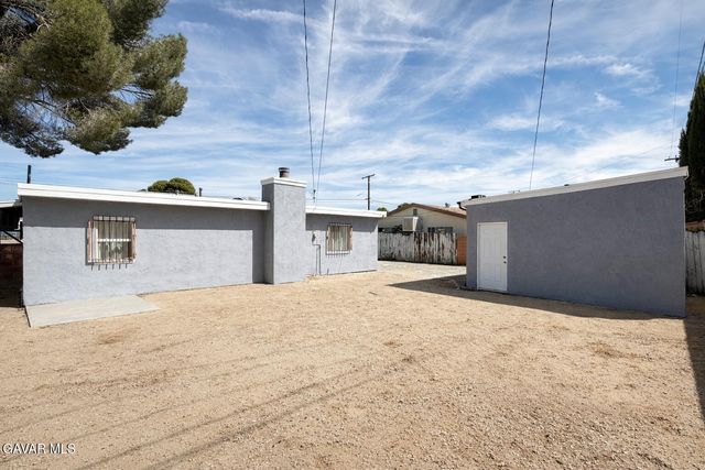 356 E Kettering Street, Lancaster, CA 93535