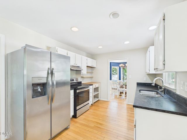 110 Twisted Court, Hillsborough, NC 27278