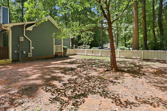 110 Twisted Court, Hillsborough, NC 27278