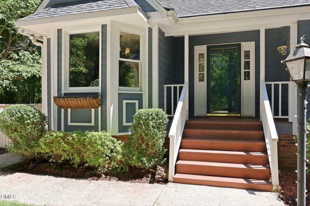 110 Twisted Court, Hillsborough, NC 27278