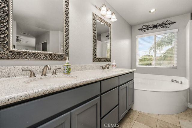 40176 Via Sonoro, Murrieta, CA 92562