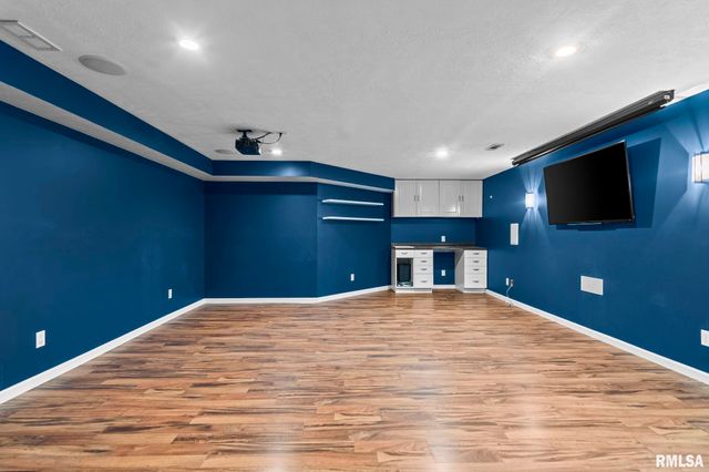 6517 WINTERBERRY Lane, Springfield, IL 62712