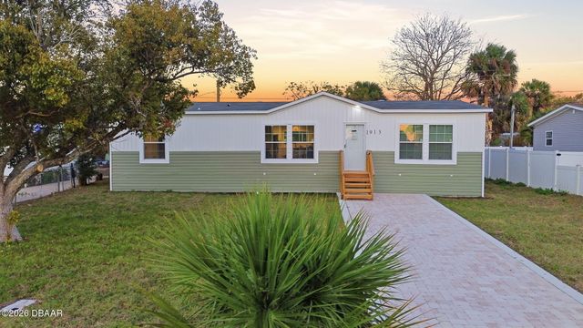 1913 Woodcrest Drive, Ormond Beach, FL 32174