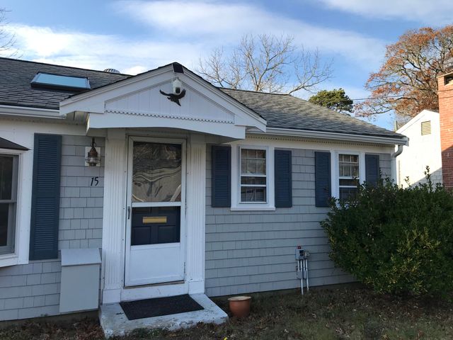 15 Mayflower Road, West Yarmouth, MA 02673