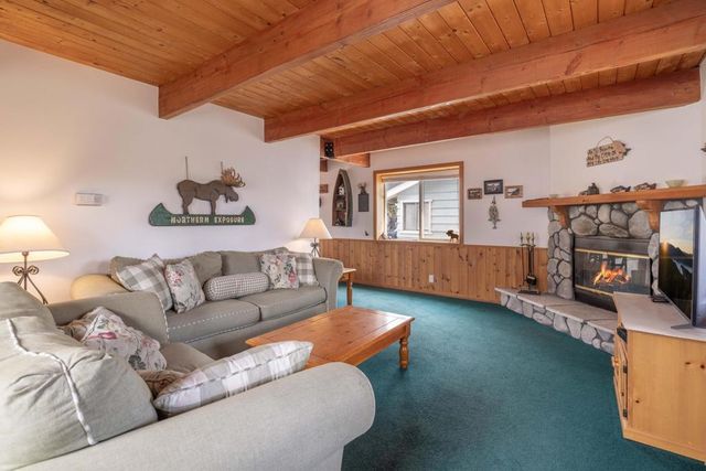 391 Mullins Drive, Big Bear, CA 92314