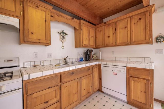 391 Mullins Drive, Big Bear, CA 92314