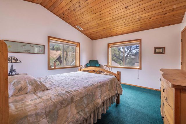 391 Mullins Drive, Big Bear, CA 92314