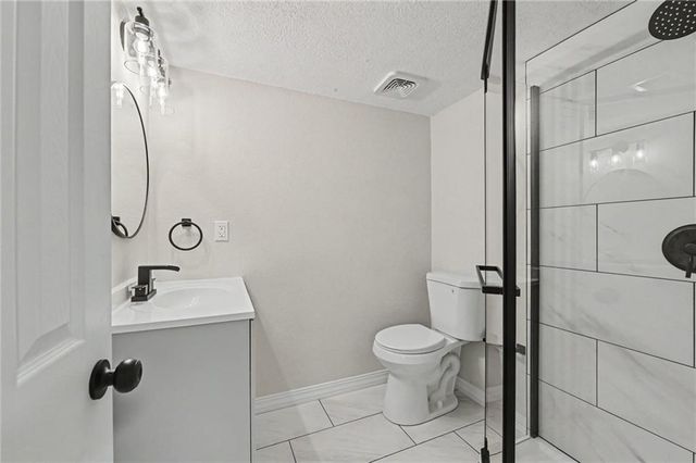 12516 Craig Avenue, Grandview, MO 64030