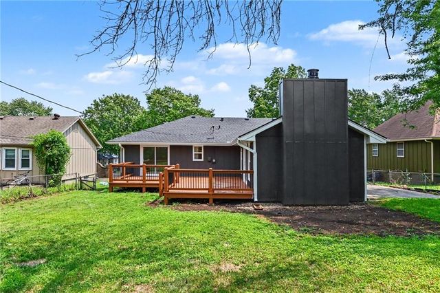 12516 Craig Avenue, Grandview, MO 64030