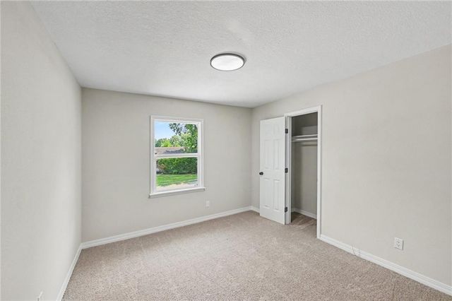 12516 Craig Avenue, Grandview, MO 64030